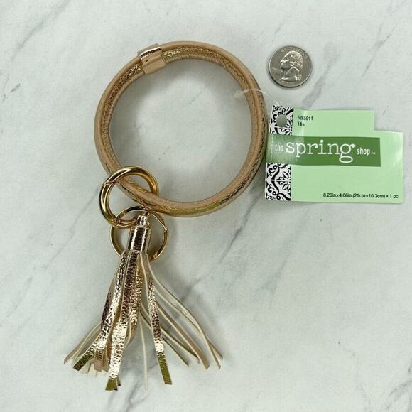The Spring Shop Metallic Gold Faux Leather Bangle Bracelet Keychain Keyring - Picture 2 of 9